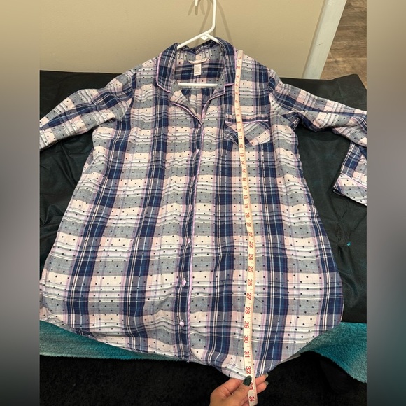 🔥Victoria’s Secret Plaid Button-Up Pijama🔥 - Picture 2 of 6